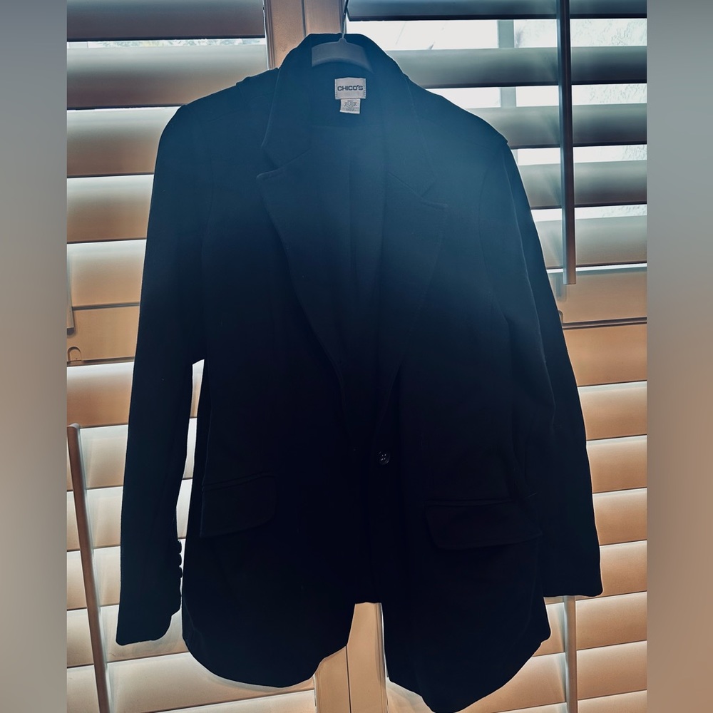 Classy Slimming Black Lined Chico’s Jacket - Size 2